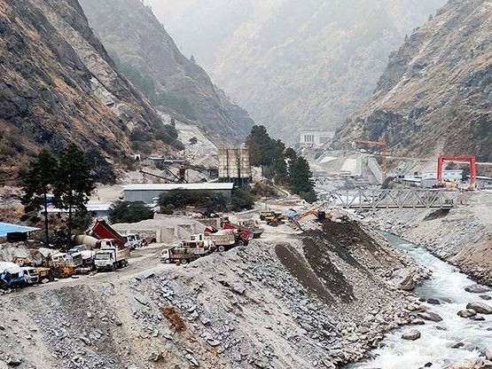 विद्युत् आयोजनाको उपकरण जडानमा ढिलाइ